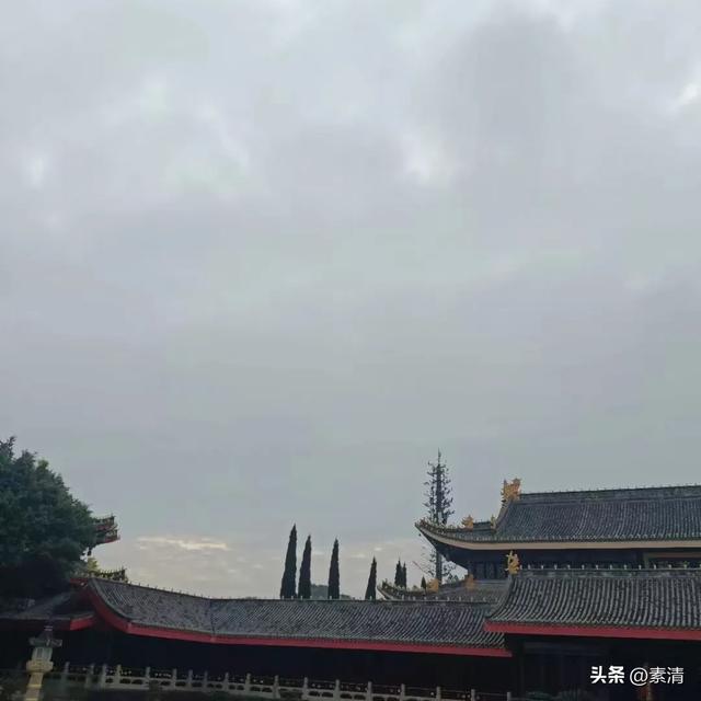 禅院寻静，峨眉的心灵之旅