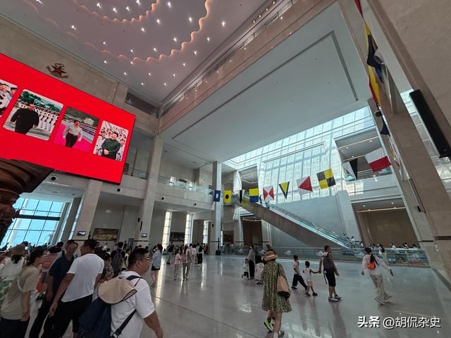 走进青岛海军博物馆：在涛声中感海军历史与辉煌（一）