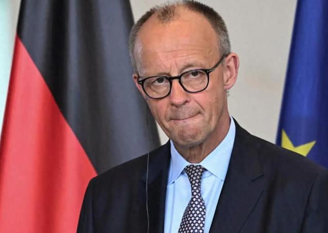 北京机场停不下！7国首脑排队访华	，特朗普玩脱，铁杆小弟全反水