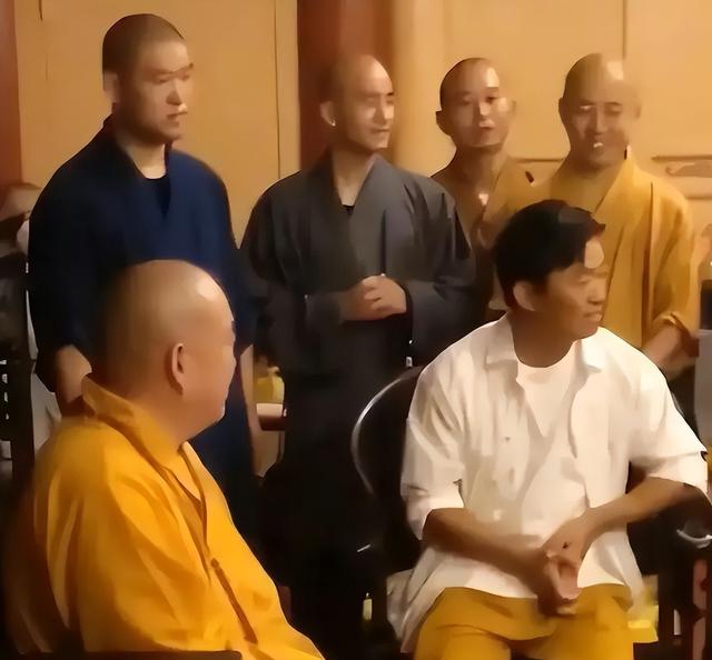 王宝强也没料到，释永信垮台牵出前妻马蓉旧事，自己差点“垫背”