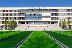河南省实验、郑州一中……郑州又一批中小学新校区挂牌启用图片