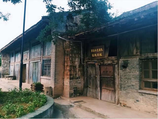 五一走进两当，追寻红色记忆