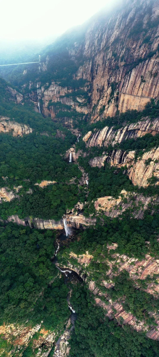 伏牛山世界地质公园内 三个“5A”景区为什么都能火爆出圈