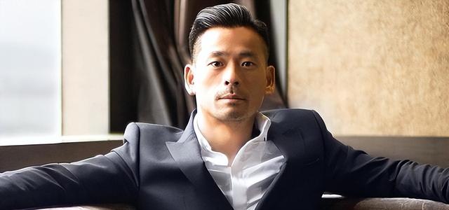 “第二代赌王”周焯华毁灭史，和那些被他睡过的女明星们！