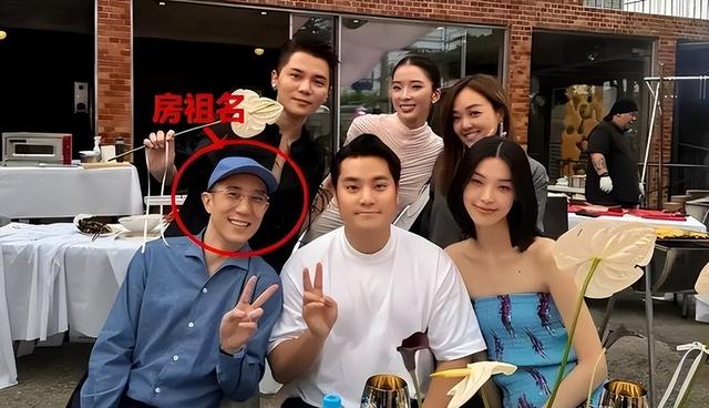 隐婚生子真相大白4个月，43岁房祖名真实现状曝光，成龙没说谎