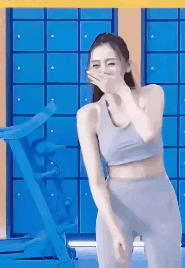 张天爱名场面：只要她自己不尴尬，尴尬的就是别人！