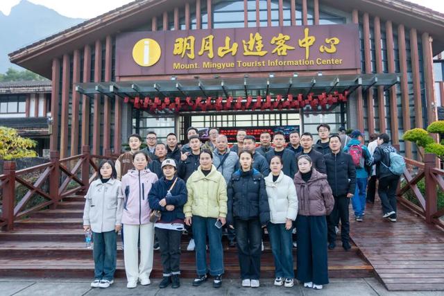 研学、健身、登山、赏景…周末的明月山也太热闹了！