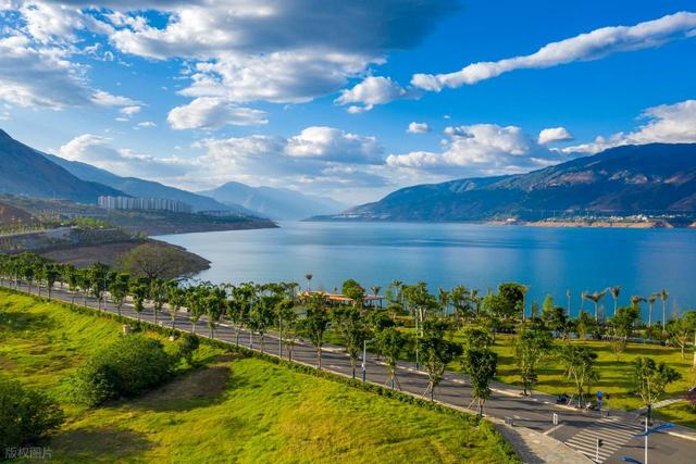 12月-3月避寒旅居，8个干热河谷气候城市，过冬温暖又安逸