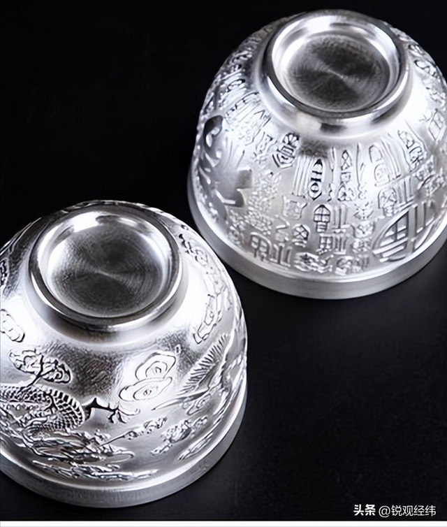 银价疯涨110%，比黄金还猛！别被避险神话骗了	，真正推手就3个