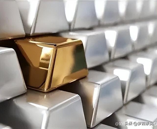巴菲特为何买银不买金