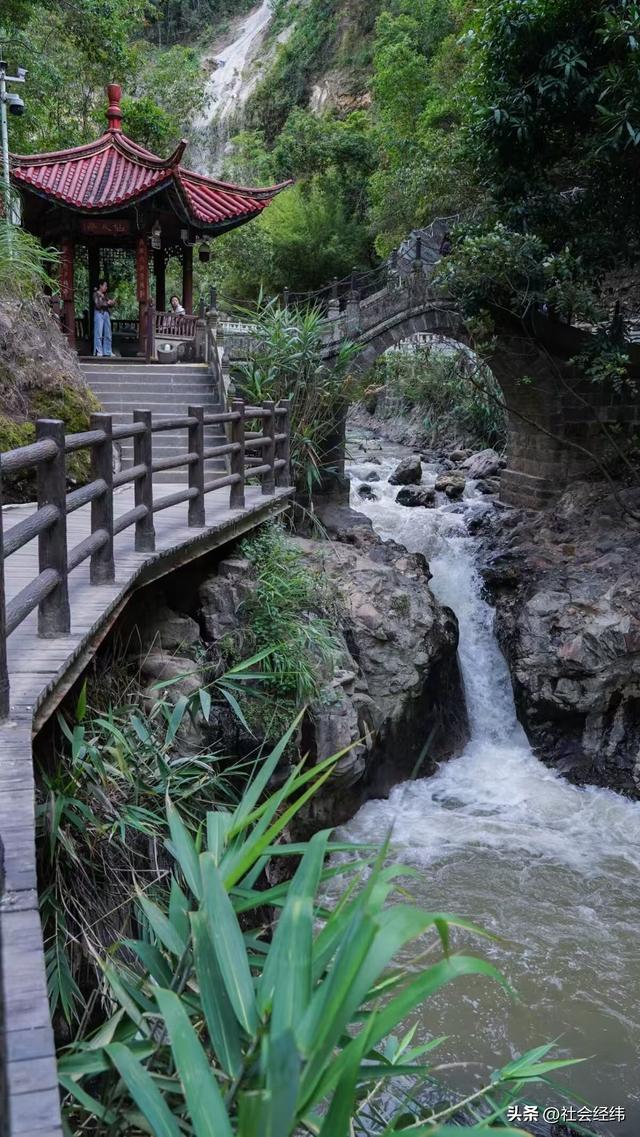 “千古沸腾百孔气”！腾冲热海，诠释国家 5A 火山温泉魅力
