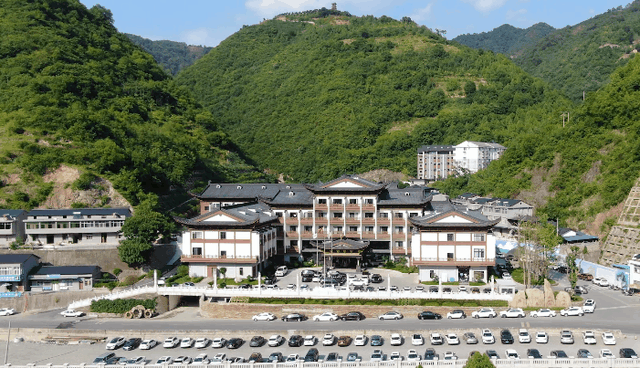 热得遭不住了？汉中喊你来“耍水”
