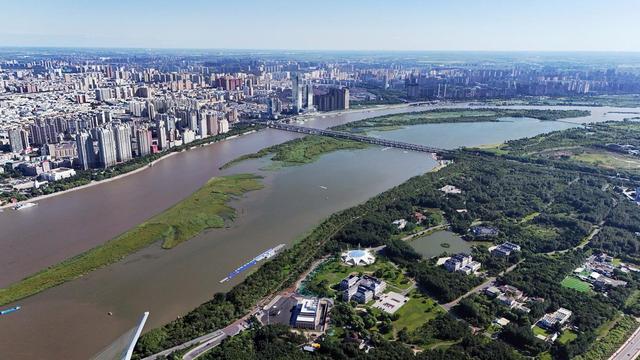 新华全媒＋丨“打卡”哈尔滨太阳岛：湿地漫游观城市生态画卷