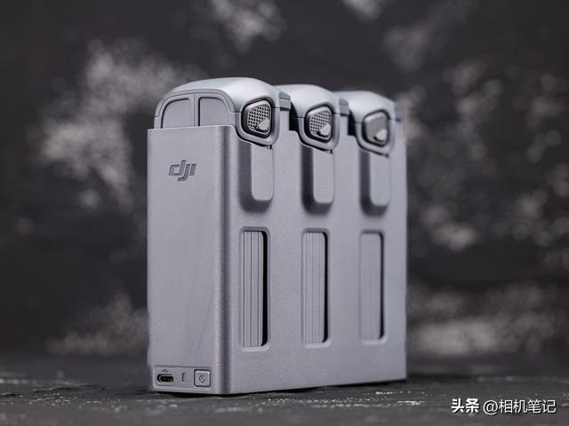 让航拍再次伟大！搭载1亿像素哈苏主摄的DJI Mavic 4 Pro动手玩