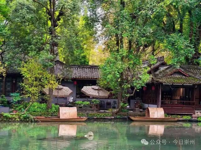 开始刷屏！🤩🤩 崇州罨画池迎来颜值巅峰