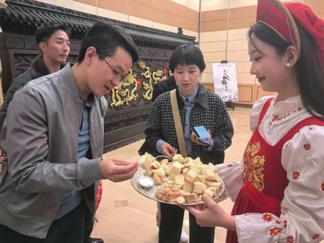 额尔古纳两大风物上榜中国旅游研究院《中国风物报告》！巴斯克节与列巴之乡彰显北疆文化魅力