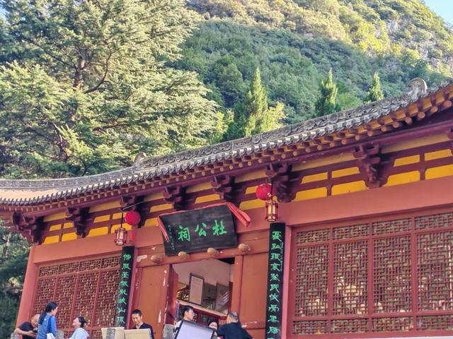 探寻成县杜甫草堂：不一样的诗韵遗风