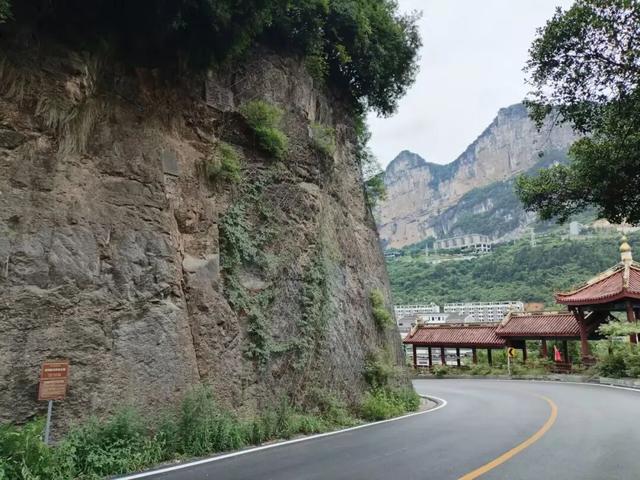 赤水河川黔边界（上）：三县（市）交邻两河口