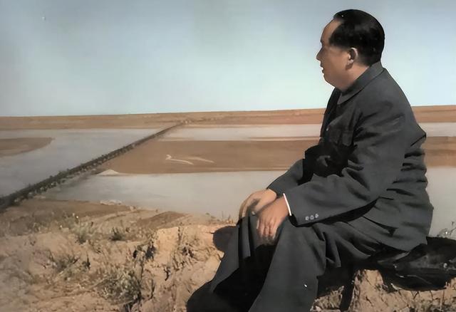 特朗普通告全球，解决台湾问题，中国自己决定	，外交部的回应亮了