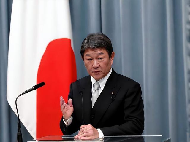 太不寻常了！日本外长公开承认波茨坦公告	，日高官求中国一件事