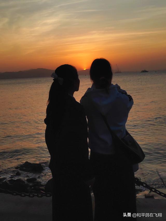 厦门海滨的落日之梦