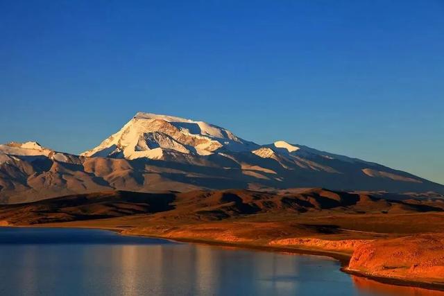 西藏没有海，却收集了世间所有蓝