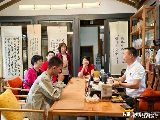 游客说“想常住” 丽江古城民宿客栈用细节把暑期游客宠成“家人”