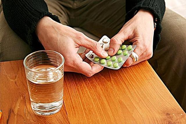甲硝唑：几块钱一瓶，或能搞定六大疾病！用这个药还需注意什么？