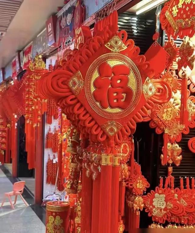 家里有这些东西的，都快扔掉，不要等中毒才知道！