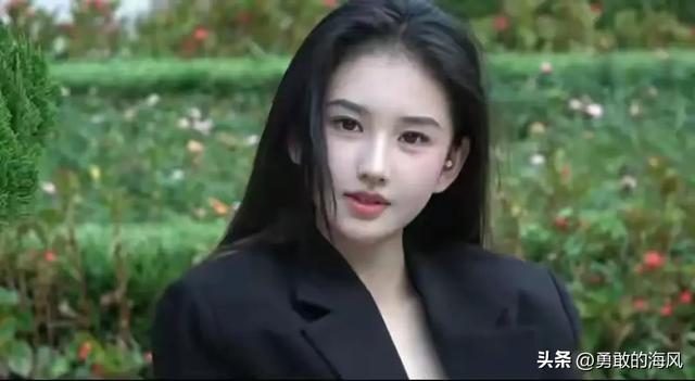 兰州交大校花仙姿玉貌，网友惊叹：沉鱼落雁	，此女只应天上有