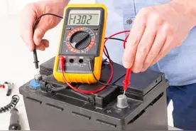 电动车长时间不骑，电池饿死怎么办？教你2招激活，省下好几百图片