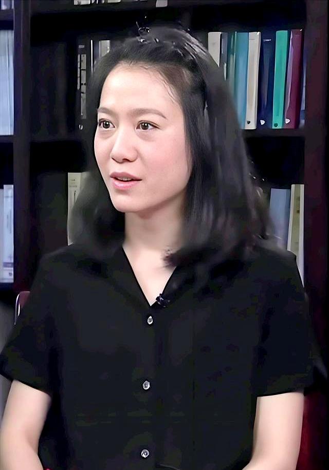 杨振宁去世后，49岁无儿无女的翁帆，还会再婚吗？10年前她已表态
