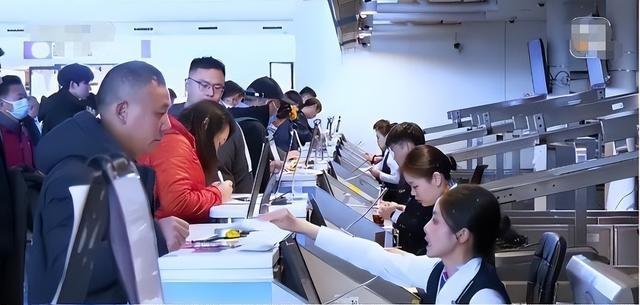 退票如潮战线转移！中国游客赴日旅游锐减50万日本旅游业惨遭打击