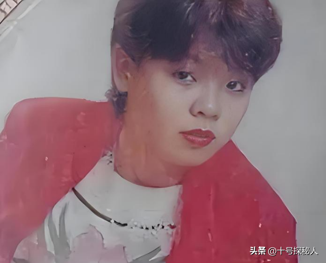 春晚爆红后，她洗完澡从23楼一跃而下，临终时最后喊了声“妈妈”