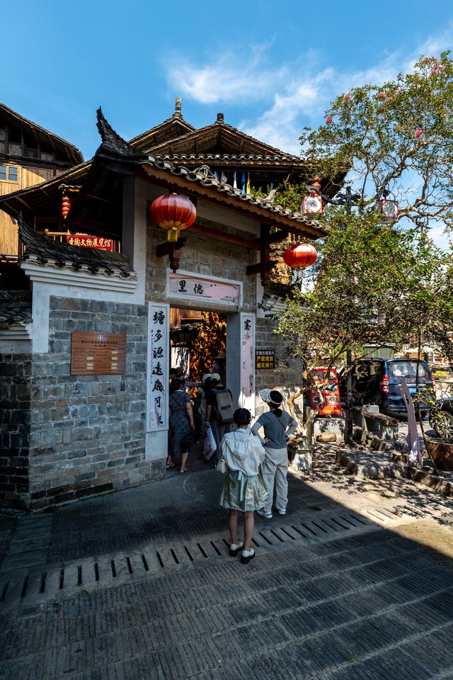 清水江畔探秘：天柱三门塘，被时光雕刻的百年宗祠古寨