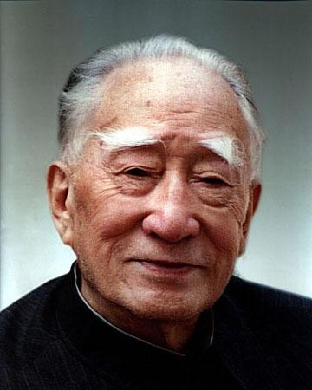 伟人去世十年后的1986年，薄一波预言：以后毛主席的地位还会更高