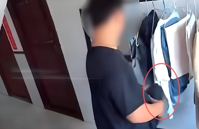男子多次偷女内裤后续！偷窃过程流出，嘴脸曝光，女子称：可贵咧
