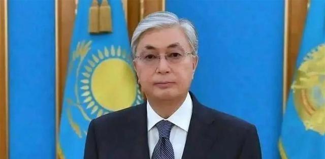 出大事了！日本在野各党紧急发声，高市或提前下台；哈日有求中国