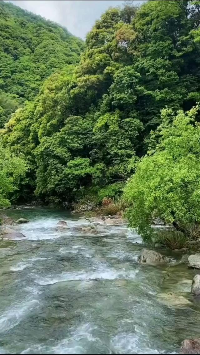 兰溪沟奇观记—陕西省安康市汉滨区县河镇财梁村探访一
