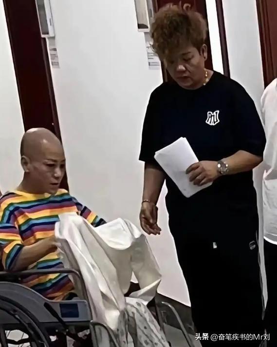 一路走好！49岁孟再平走上朱媛媛后路，追悼会曝光 曾打百万抗癌针