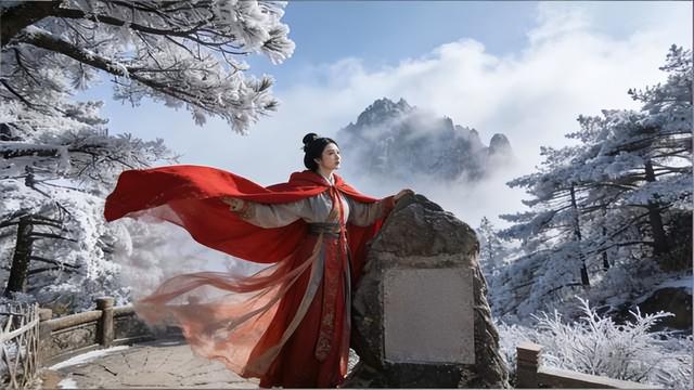 冰雪黄山绝景吟，雾凇奇观耀寰瀛！