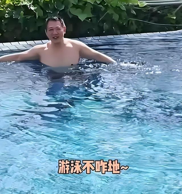 李连杰“返老还童”事件，走向越来越玄乎，难怪向太坐不住了！