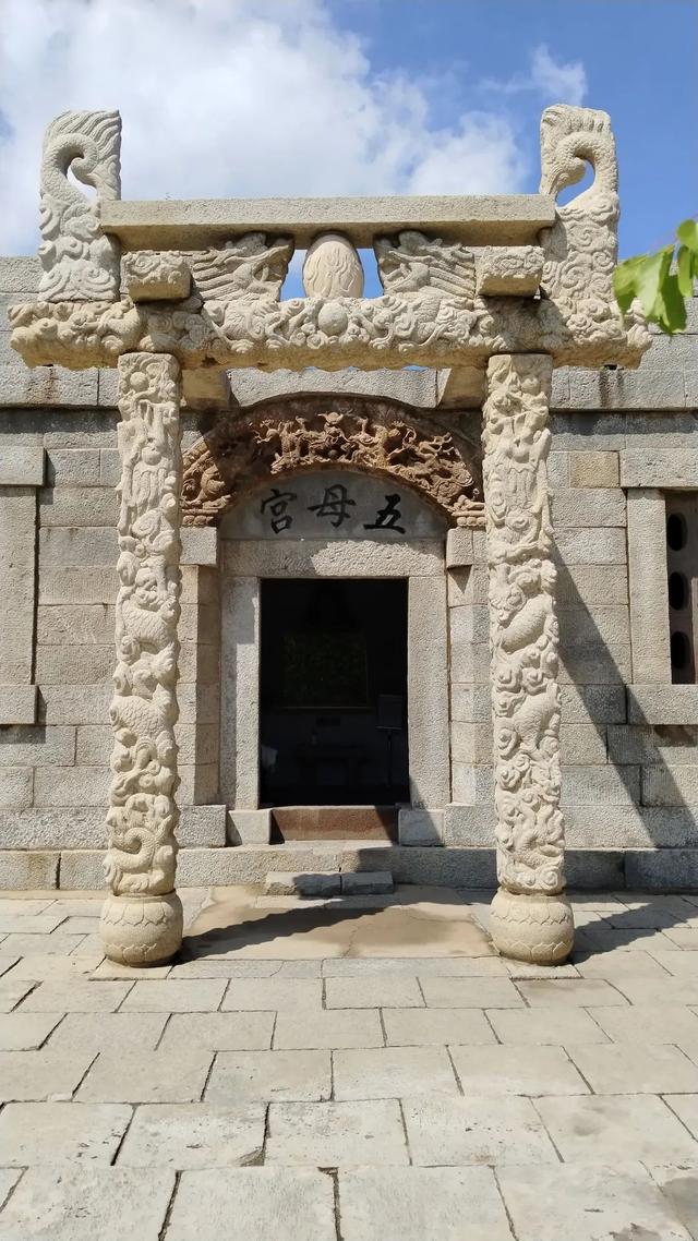菩提树下听蝉鸣