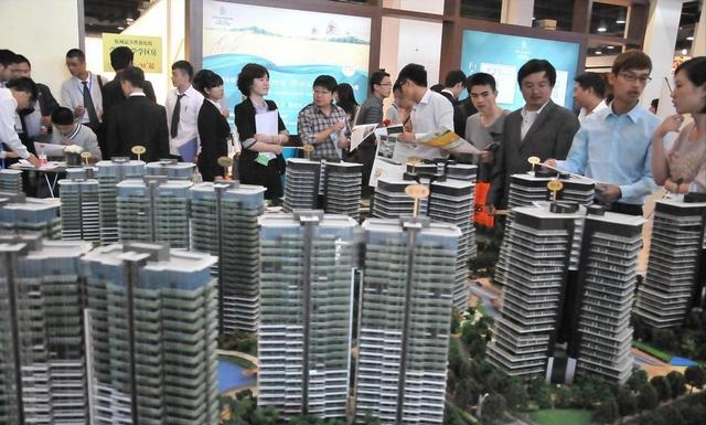 曹德旺预言要成真？若不出意外，2026年房地产或将面临5大转折