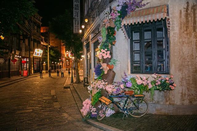 海口跨年 | 观澜湖华谊冯小刚电影公社跨年狂欢超有戏!