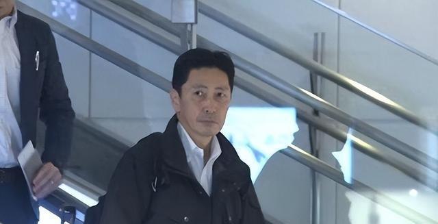 高市还没道歉，中日又出现新争端，日本通知中国，必须解释一件事