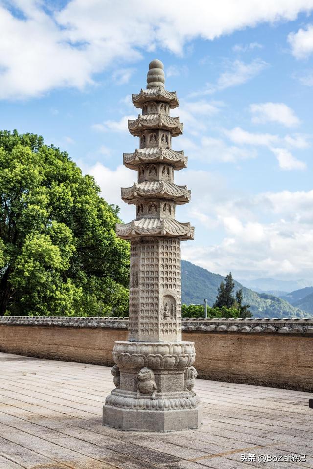 福安狮峰寺，藏在闽东北群峰间的宋韵明构，一殿彩绘惊艳五百年