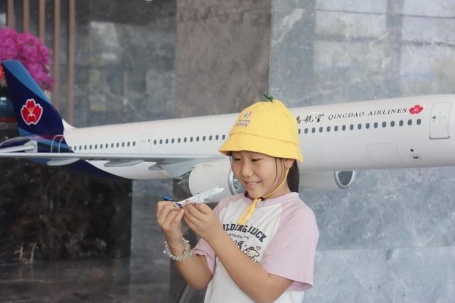 以爱为翼，梦想启航，青岛航空联合华大基因开展地贫家庭公益研学之旅