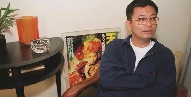 陪玩陪睡只是开胃菜！组团开嫖、目无王法、舔手指，演都不演了