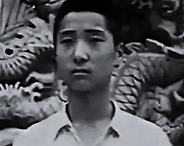 陈佩斯《戏台》票房井喷、让多少资方脸红，黄渤这次又赌对了